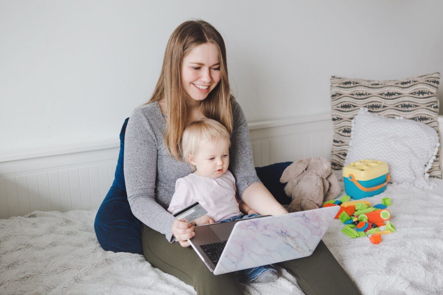 All the new Amazon + Whole Foods perks that moms needs to know Mom online shopping for amazon and Whole Foods perks.