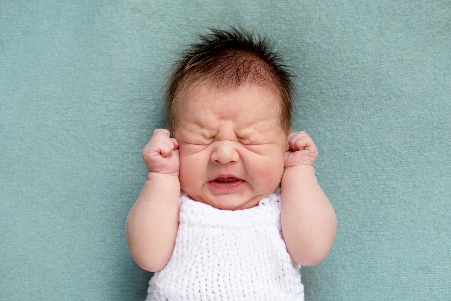 Babies can ‘catch’ stress from their mothers A baby feeling stress and crying