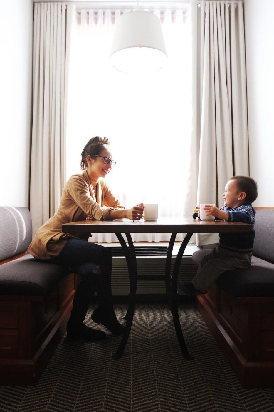 Mama, forgetting small details helps you remember the bigger stuff, says study