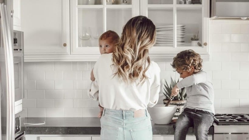 6 Montessori parenting habits to practice every day