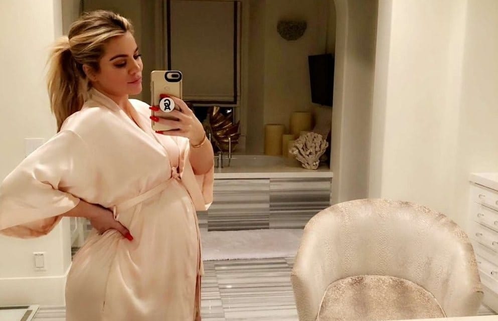 Khloe Kardashian plans to eat her placenta—here’s what she (and you!) need to know