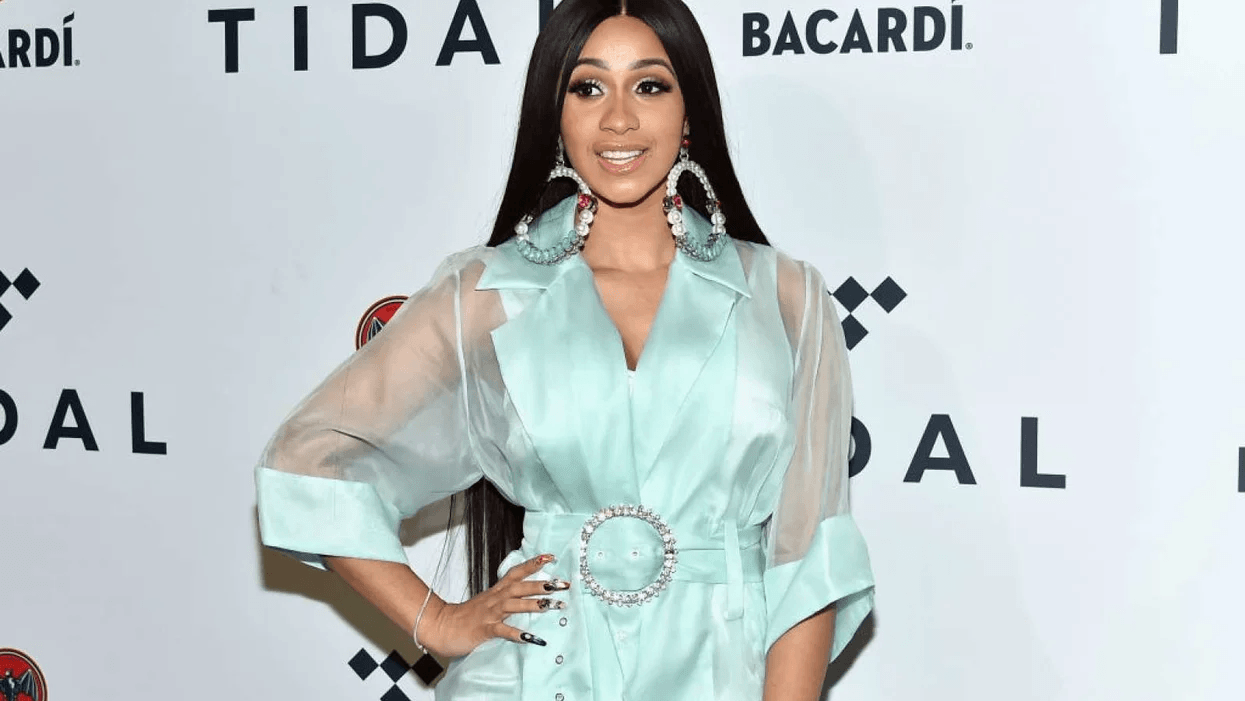 Cardi B reveals she’s pregnant—check out her baby bump debut on SNL Cardi B on the red carpet