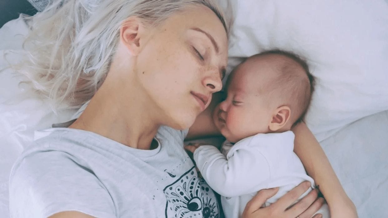 A true account of one mama’s ‘restful’ evening mom sleeping with baby