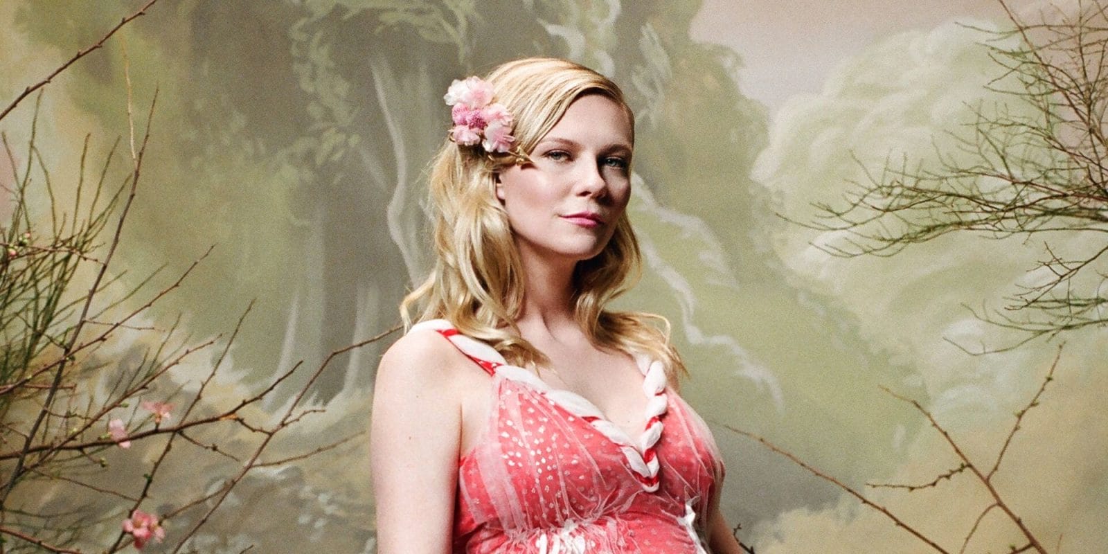 Kirsten Dunst gives birth to baby boy