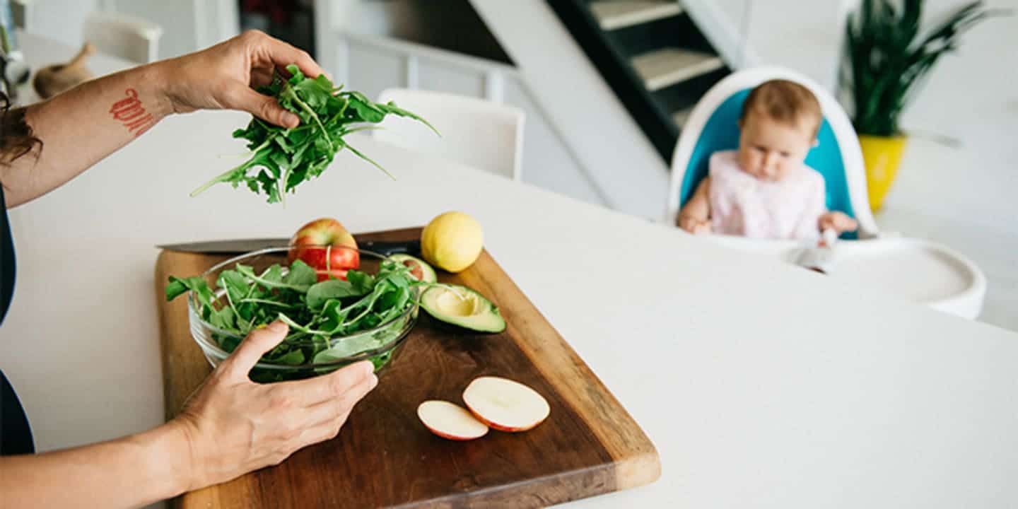 5 Tips to start your baby on a healthy feeding journey preparing food for baby