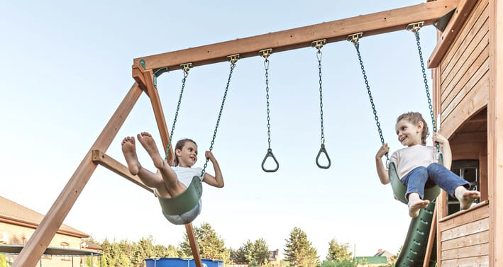Buying a playground set for your backyard? 5 questions to ask yourself