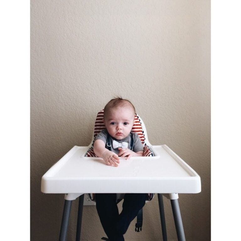 Why the AAP is telling parents not to put plastic bowls, cups + plates in the dishwasher baby sitting in a high chair