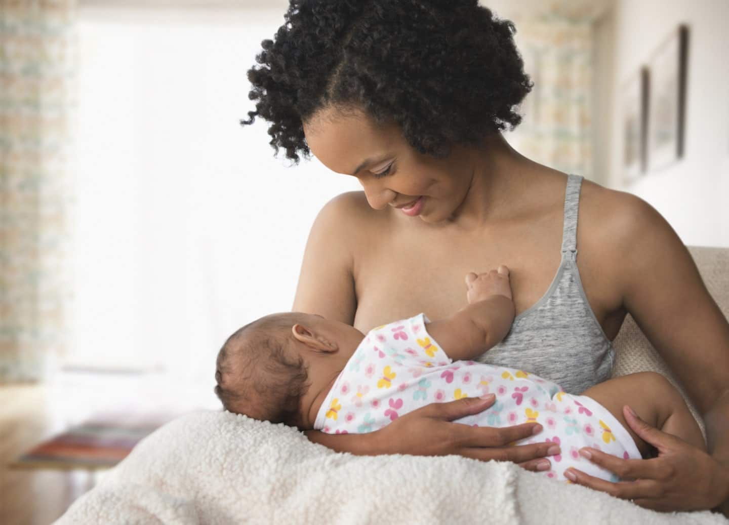 We’re not anti-breastfeeding, says the Department of Health and Human Services in response to the NYT report mom breastfeeding baby