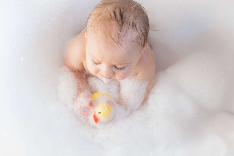 5 sensitive skin products your newborn needs for bathtime