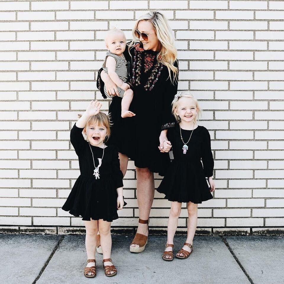 Have 3 kids? Here’s why I think you’re lucky mom with three little girls