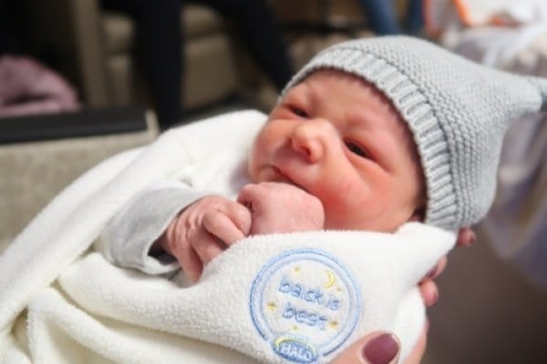This pregnant woman saved her husband’s life right before giving birth