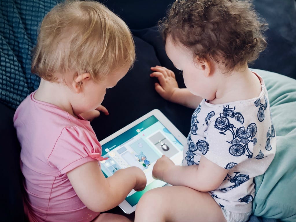 How Silicon Valley Nannies Are Monitoring Screen Time