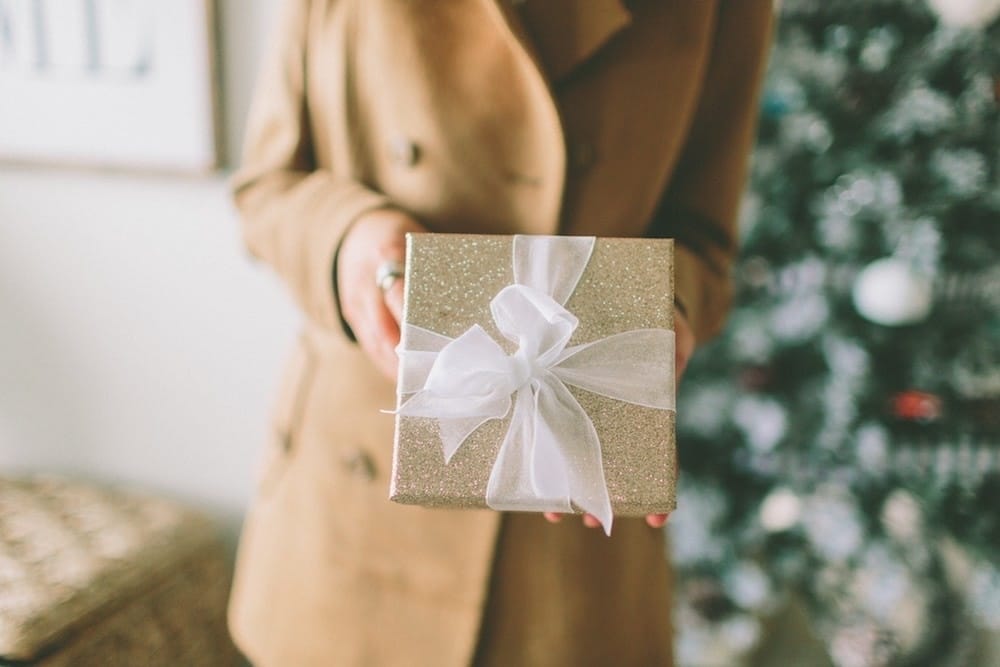 Holiday tipping for parents: Who gets paid, and how much?