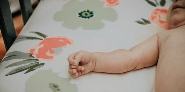 5 Unsafe Baby Sleep Products That Parents Still Use