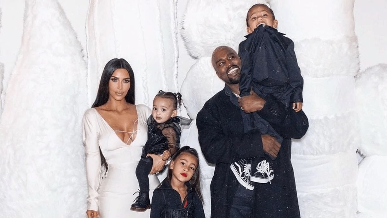 Kim Kardashian confirms she is expecting a baby boy! š Kim Kardashian and Kanye West with their kids
