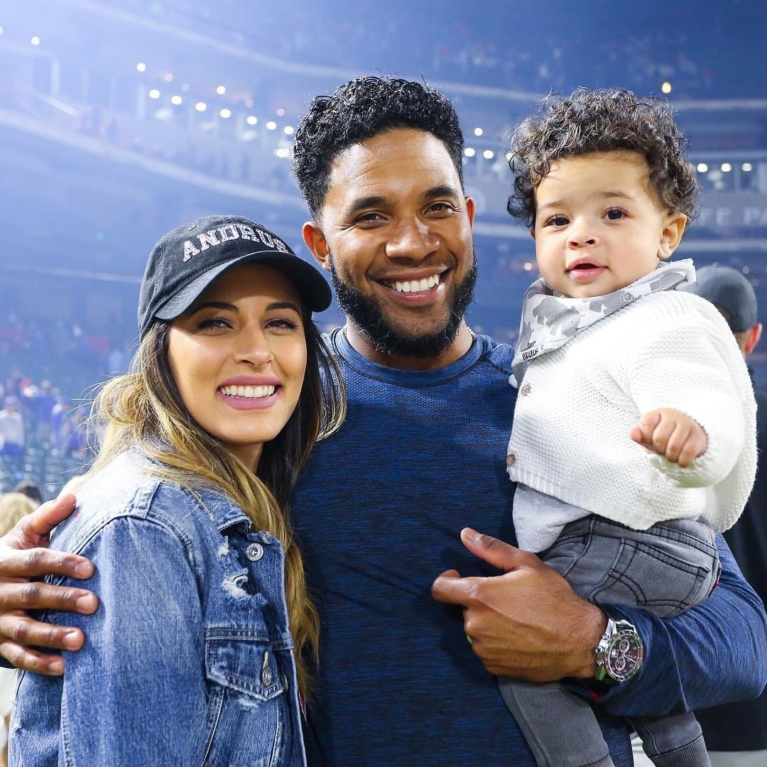 Playing ‘Baby Shark’ to a stadium full of baseball fans is total #dadgoals