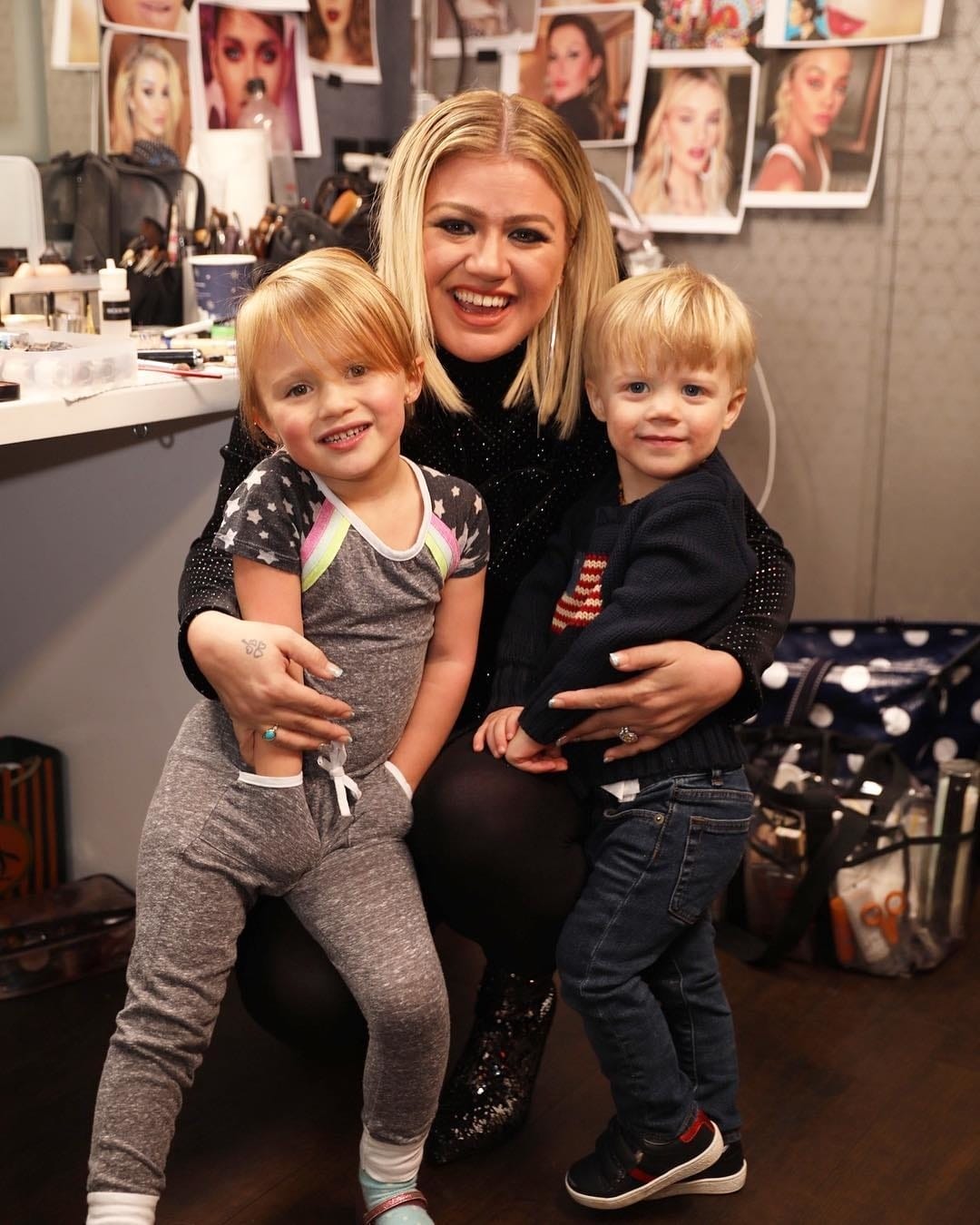 Why Kelly Clarkson told her kids the truth about the Easter bunny
