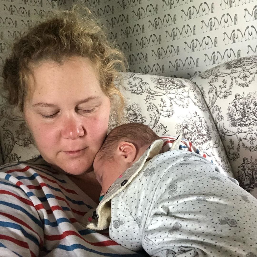 These texts between JLaw and Amy Schumer prove that the post-baby friendship struggle is real
