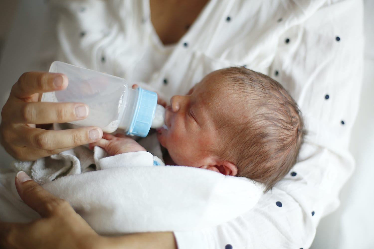 I refuse to feel guilty for bottle feeding my baby