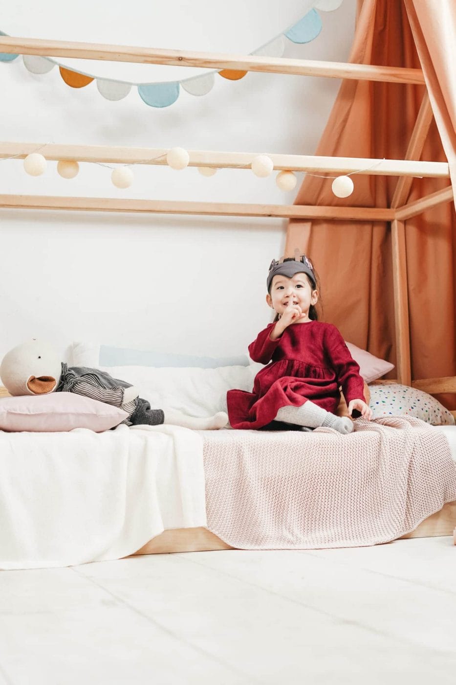 12 ways to get your toddler excited about their big kid bed