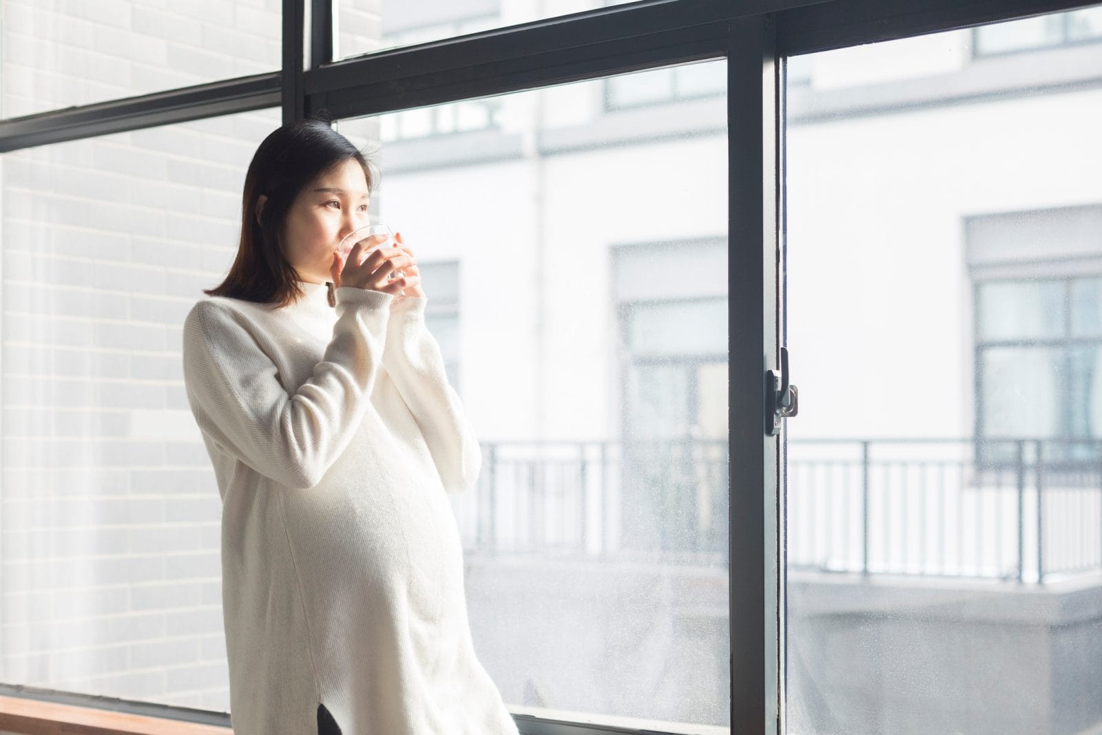 Early labor: How to know when it starts—and what to do when it does