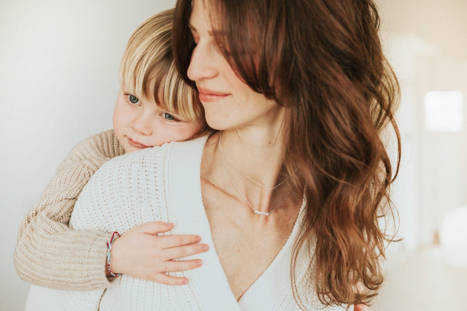 This ‘mama’ necklace is a bestseller for a powerful reason