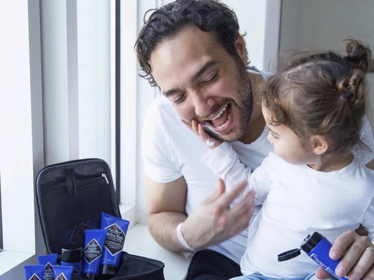 25 last-minute Father’s Day gifts you can get on Amazon Dad and daughter