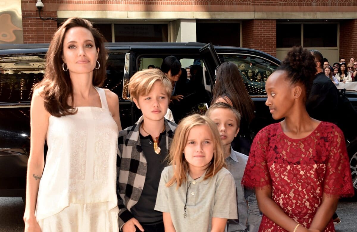 This photo of Angelina Jolie & her gorgeous kids will make you feel OLD