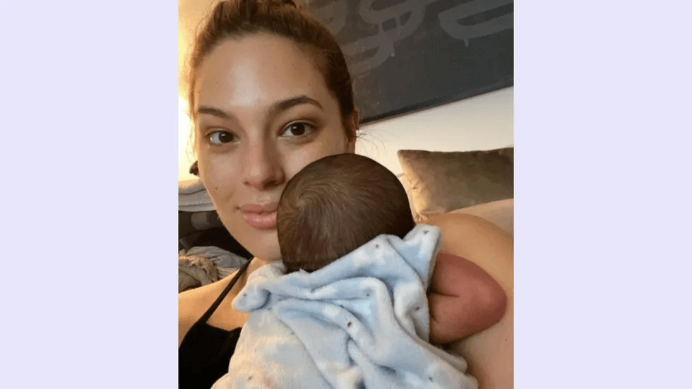 10 times Ashley Graham said what every new mom is thinking Ashley Graham holding her new baby