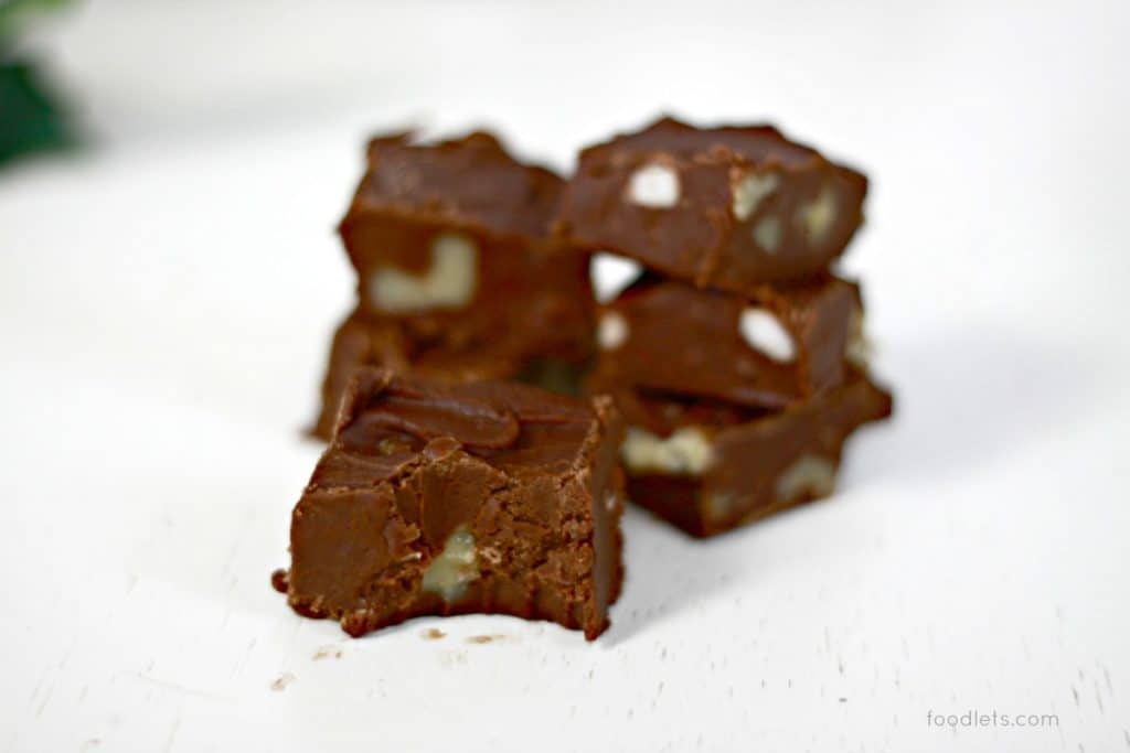 microwave fudge 1024x683 1 - Motherly