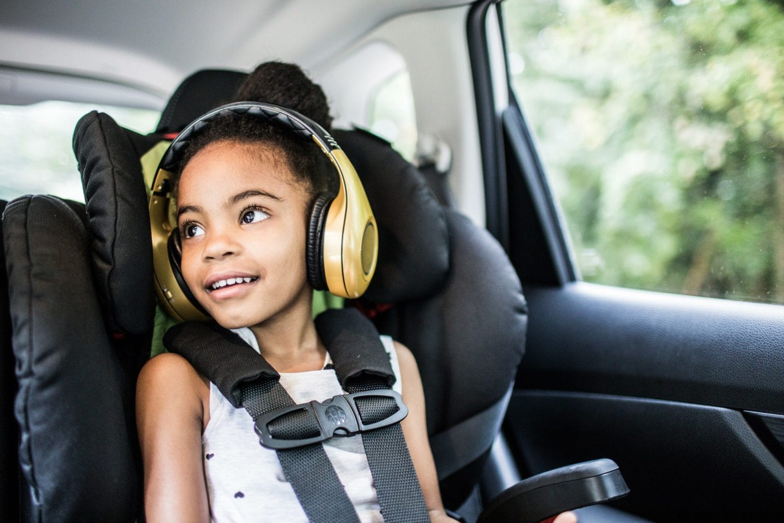 Parents are skipping car seats when using Uber, Lyft family in a park in San Francisco