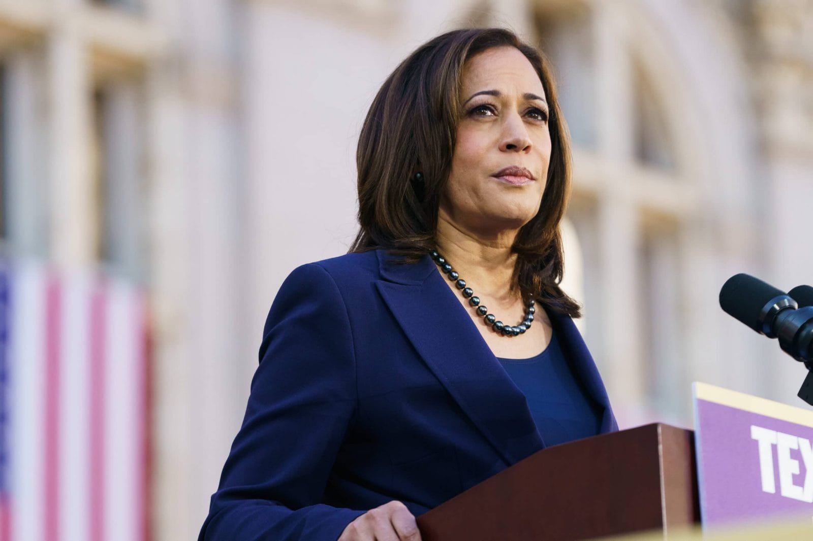 Kamala Harris just reintroduced a bill to address racial disparities in maternal health