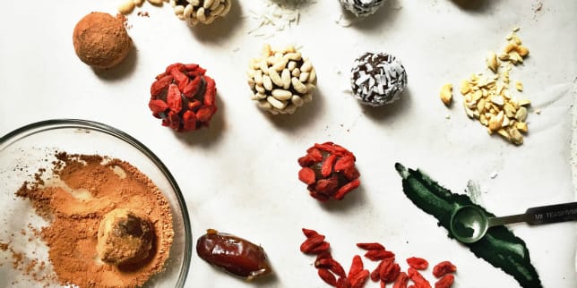 Raw chocolate truffle recipe raw chocolate truffles