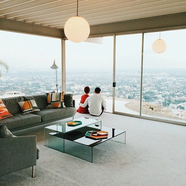 5 ways to rock spring
cleaning—with your partner’s help