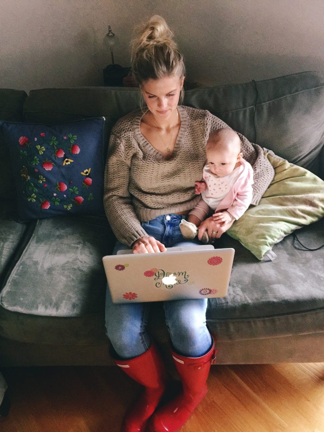 8 ways to have a peaceful return to work from maternity leave