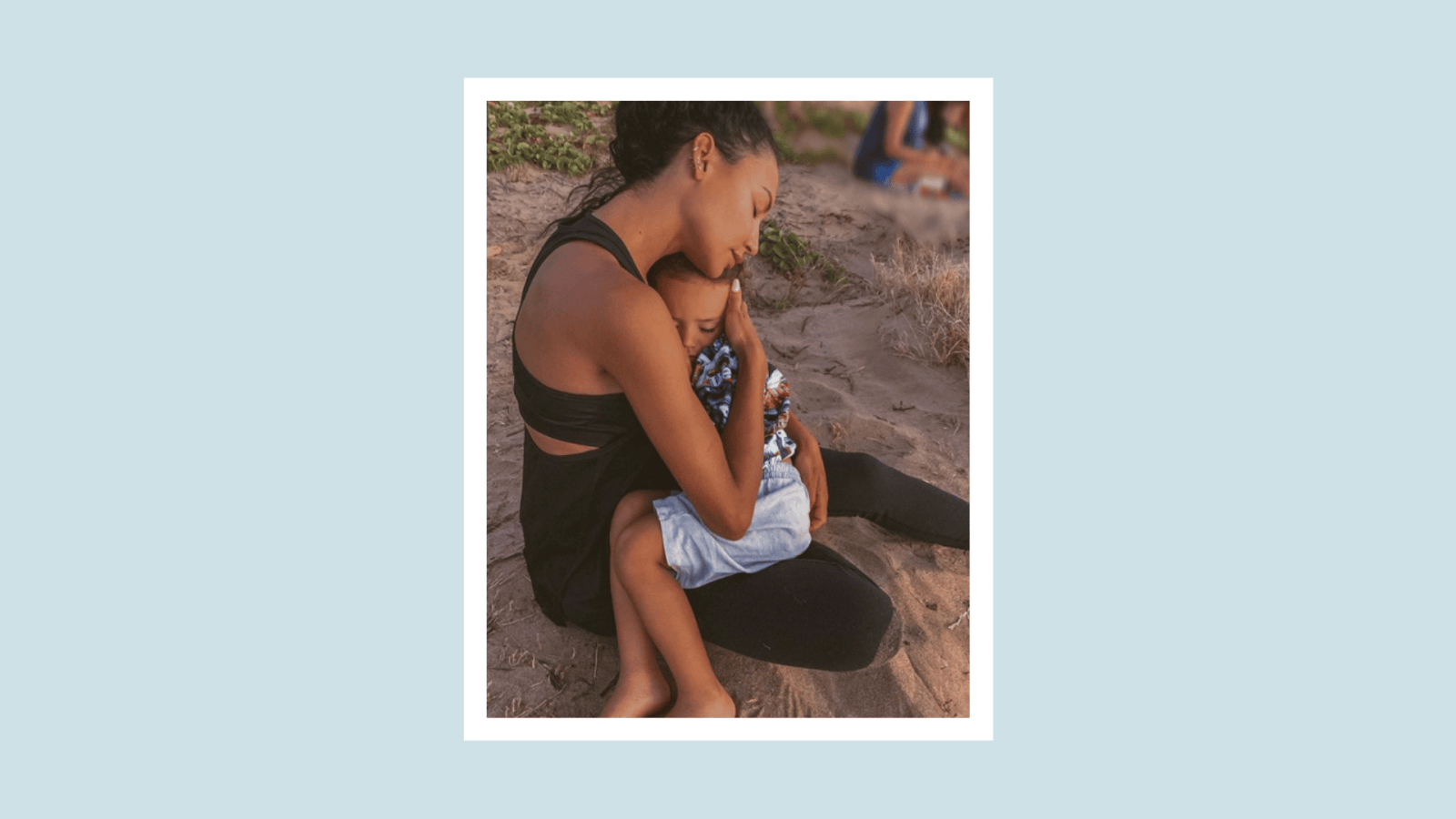 Naya Rivera’s last action was to save her 4-year-old son, says sheriff Naya Rivera holding son