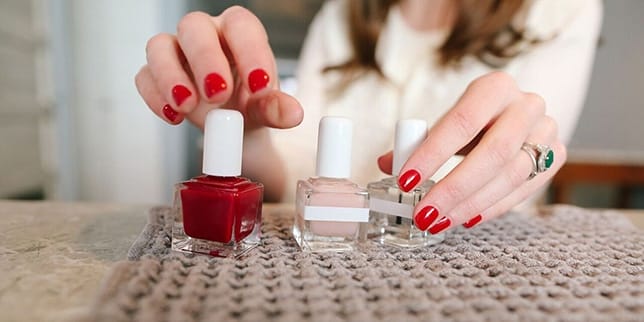How to Get a Pregnancy-Safe Manicure