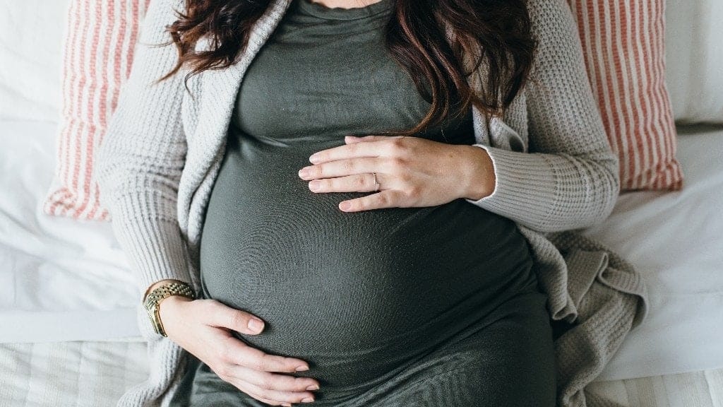 Photos: What real mama baby bumps look like at full term