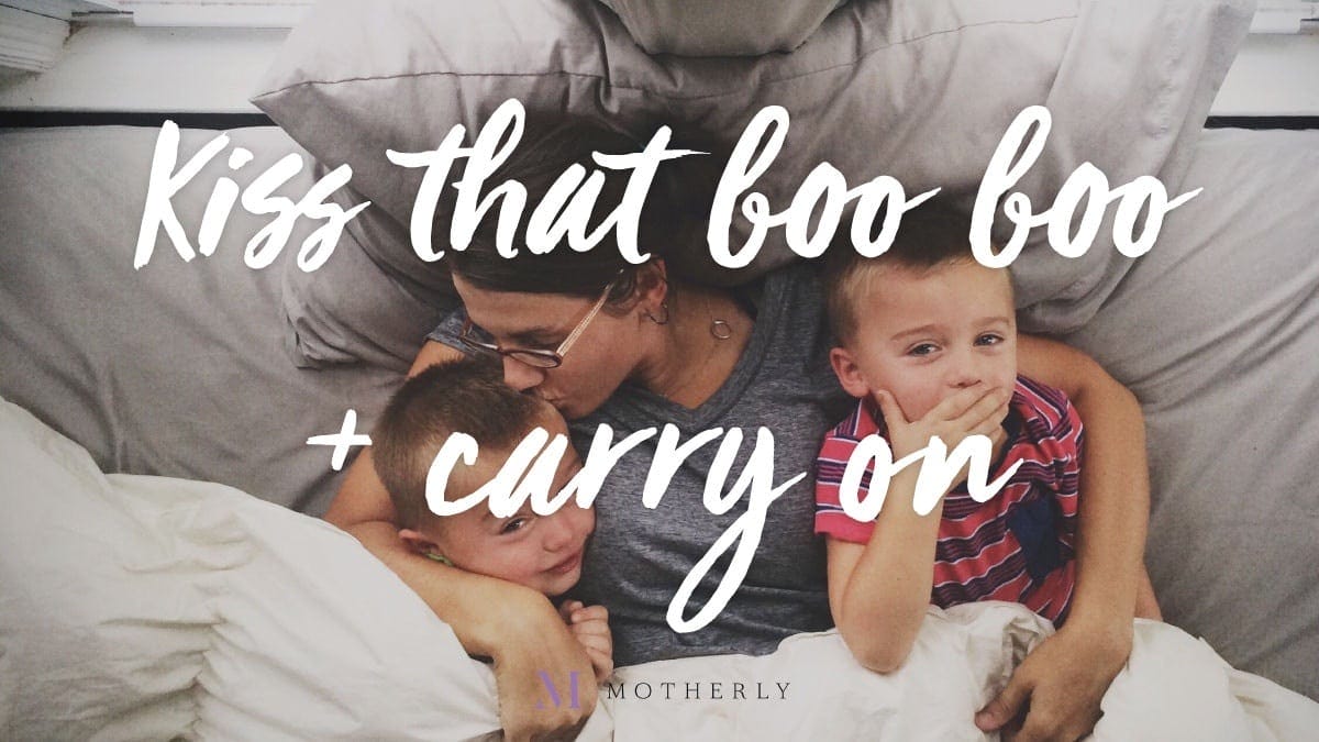 Kiss kiss, mama —19-month-old