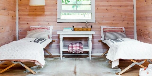 This is what childhood without TV and gadgets looks like A cabin with two beds