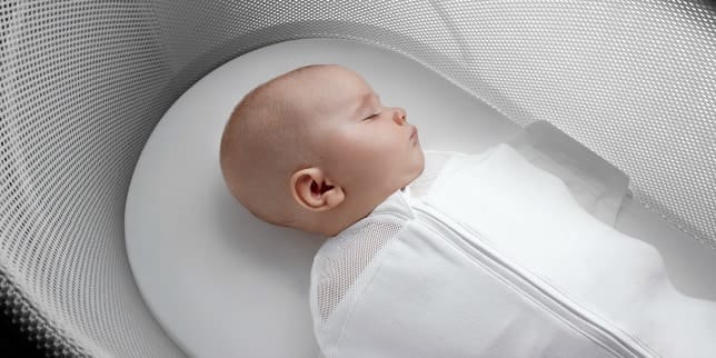 How to prep for sleep training baby sleeping in a bassinet