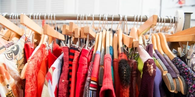 How to Do a Postnatal Closet Cleanse