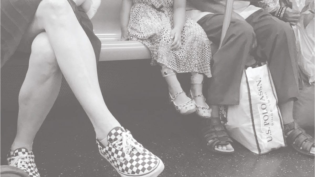 Viral photo from NYC subway shows the power of a smile