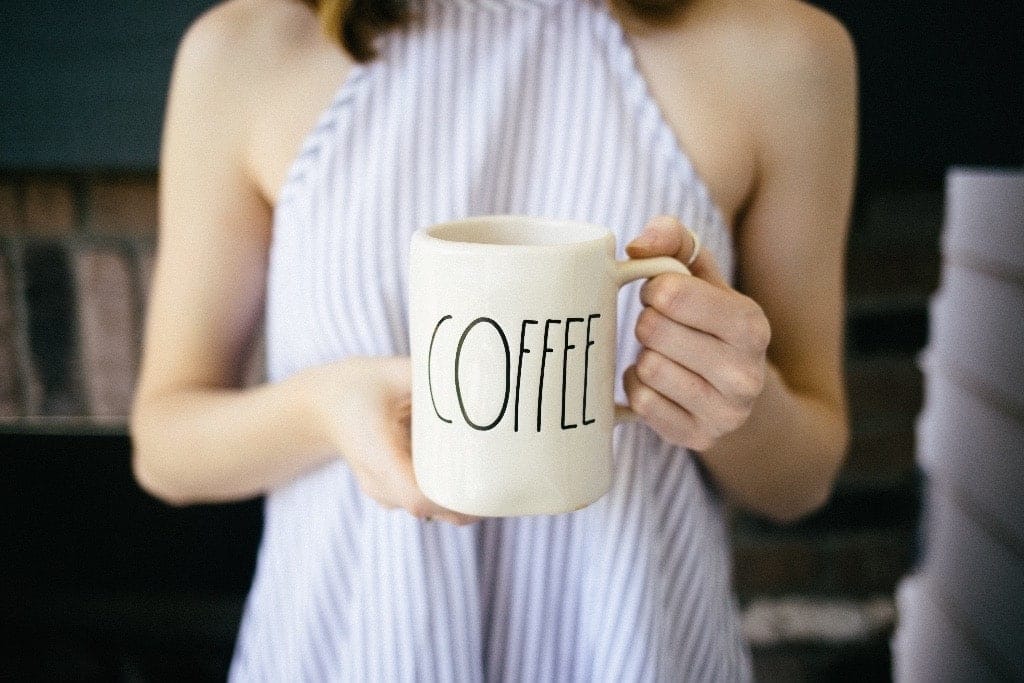 New studies: Drinking coffee helps you live longer and WHAT ☕️