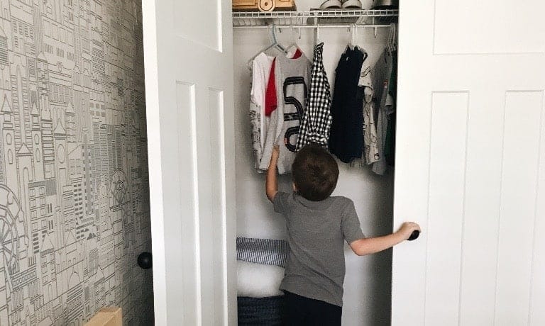 5 simple habits that make school mornings SO much easier