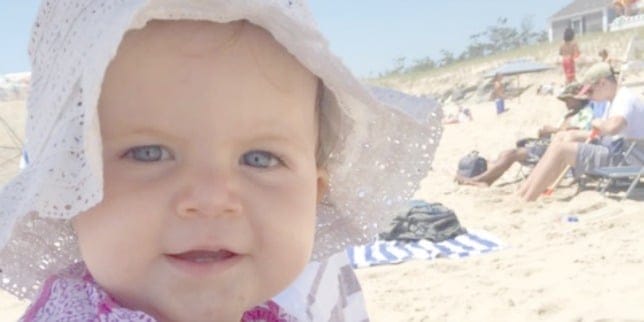 5 Hacks to Make Your Beach Day With Baby Easy & Fun