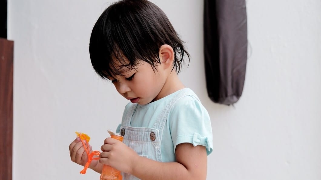 6 reasons why ‘shy kids’ should be celebrated—not forced to change