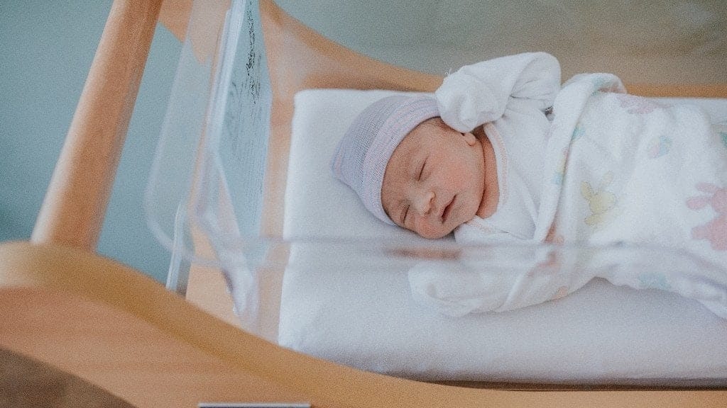 Dear NICU mama—I’m the nurse who sees you, everyday