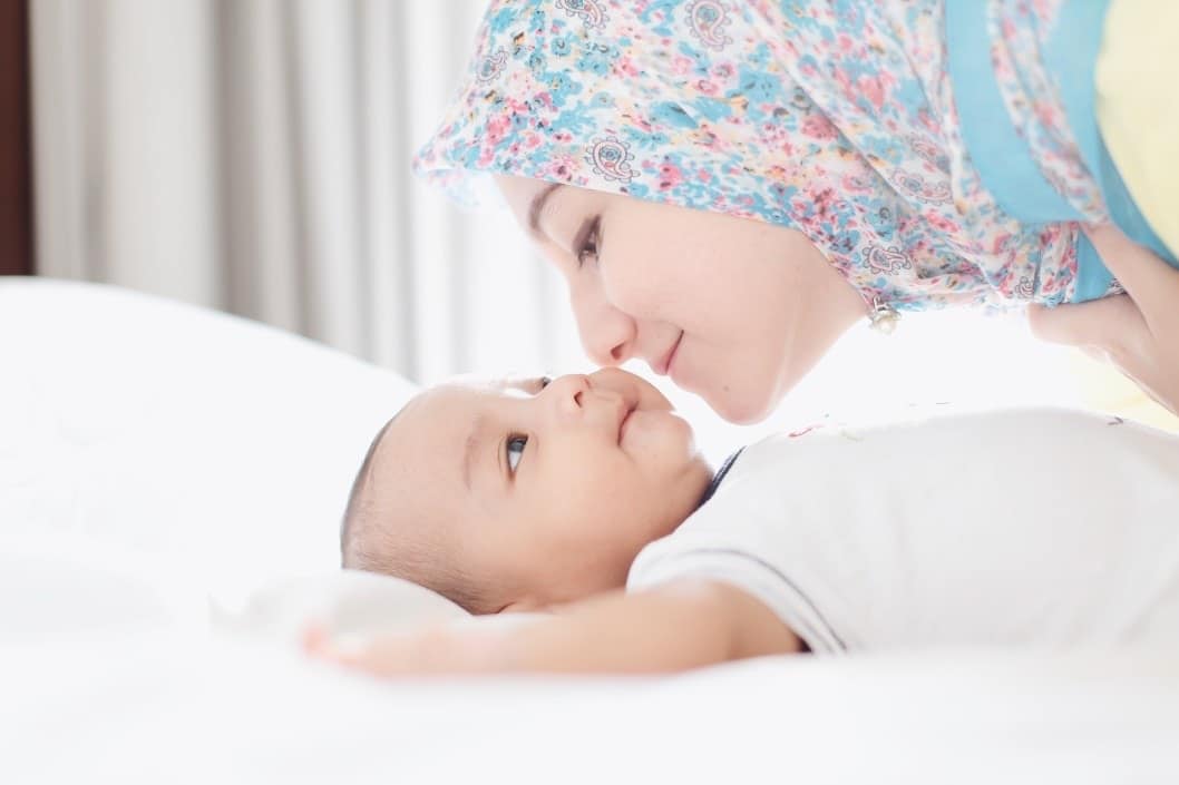 It’s Science: How mamas comfort crying babies is universal