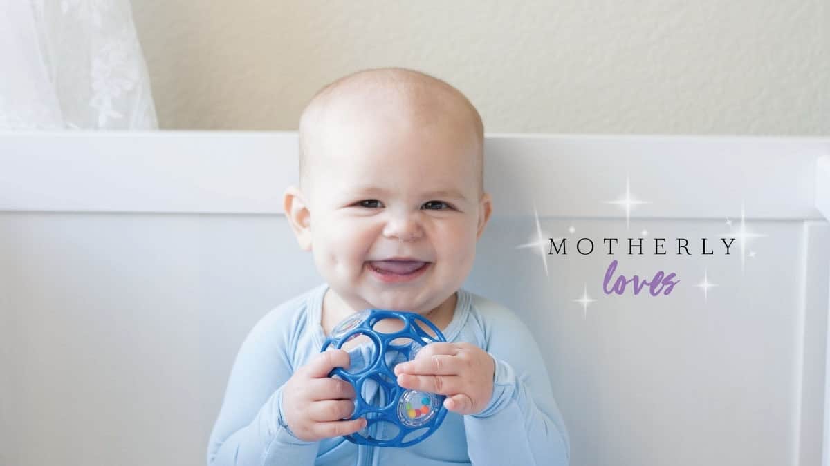 5 travel toys for holiday trips happy baby with a ball